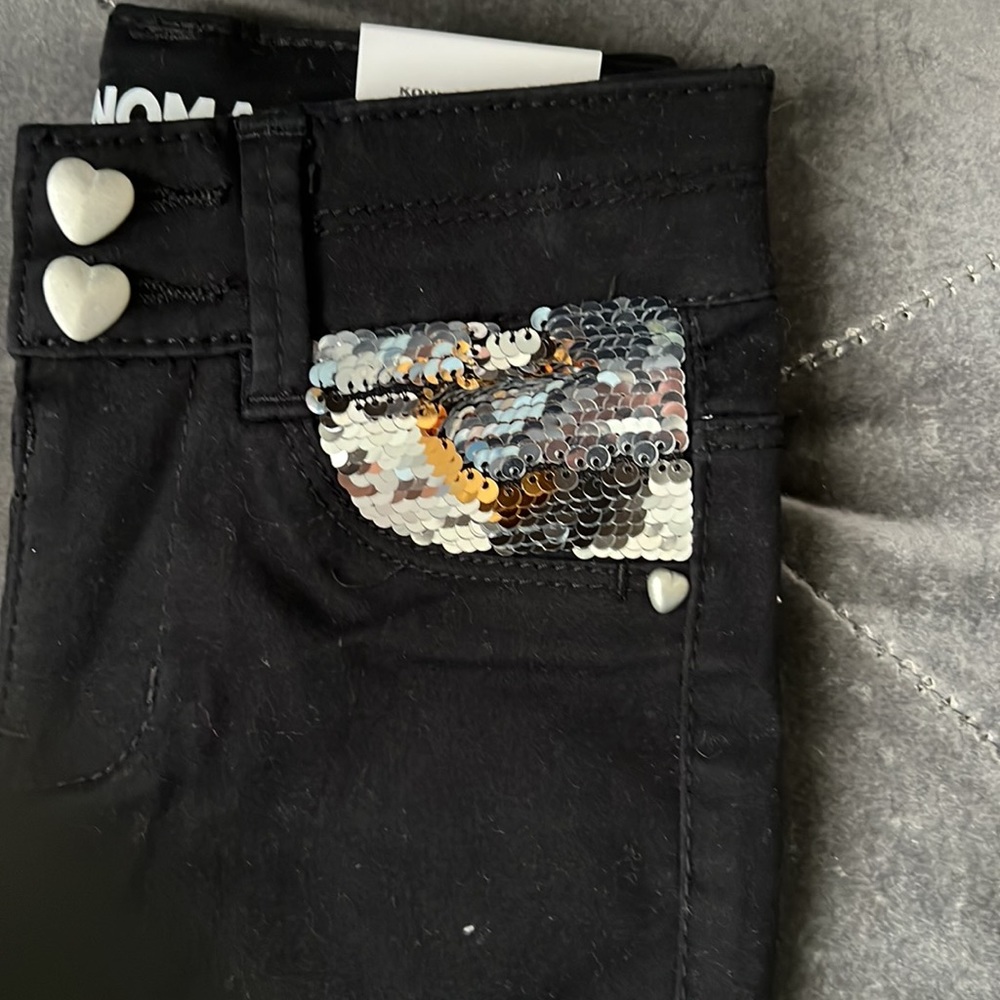 New - Picture 2 of 5